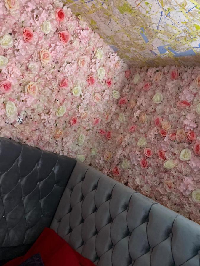 Liverpool Party Pad Hotel ภายนอก รูปภาพ
